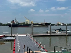 Alloy aluminium 6061 T6 dermaga terapung marina pendakian terapung pontoon untuk klub kapal pesiar