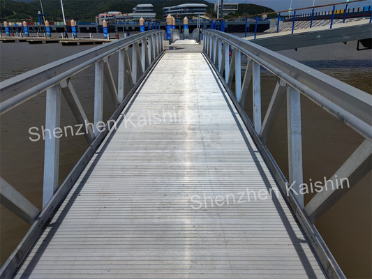 Jembatan Aluminium Laut dengan Kapasitas Beban 400kg dan Pegangan Tangan 1.1m